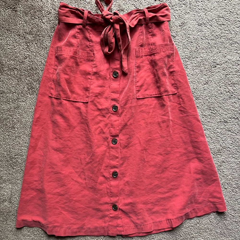Old Navy Midi Tied Buttoned A-Line Skirt w/ Pockets
